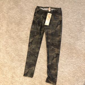 Distressed Camo leggings NWT girls size 12